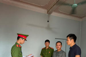 Khởi tố, bắt tạm giam đối tượng có hành vi ngược đãi, hành hạ con Khởi tố, bắt tạm giam đối tượng có hành vi ngược đãi, hành hạ con