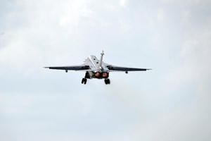 Phe nổi dậy bắn rơi Su-24 của quân đội Syria