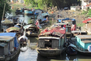 Thanh Hóa: Lênh đênh làng chài nghèo giữa lòng thành phố