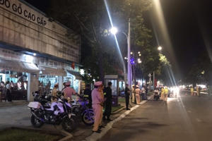 Công an TP Vũng Tàu kiên quyết với “ma men”, tích cực tuyên truyền để người dân hiểu rõ nghị định 100 Công an TP Vũng Tàu kiên quyết với “ma men”, tích cực tuyên truyền để người dân hiểu rõ nghị định 100