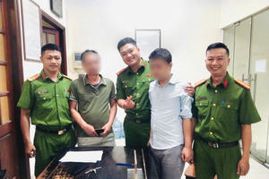 Kịp thời thuyết phục, ngăn chặn nam thanh niên có ý định nhảy cầu Chương Dương tự vẫn