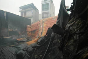 Phó Thủ tướng yêu cầu làm rõ vụ cháy nhà xưởng ở phường Trung Văn làm 8 người chết