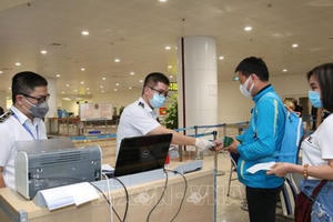 Bàn tròn trực tuyến: “Xử lý hình sự đối với các hành vi phạm tội liên quan đến dịch COVID-19”