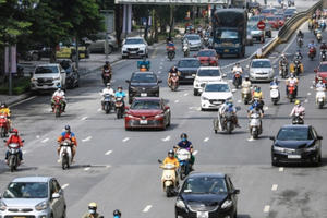 Hà Nội dừng kiểm soát giấy đi đường từ 6h ngày 21/9, không phân vùng chống dịch