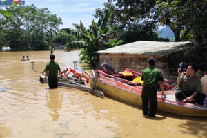 Thanh Hóa: Kinh hoàng lũ sông Mã, hàng ngàn ngôi nhà ngập chìm, sơ tán hàng vạn dân