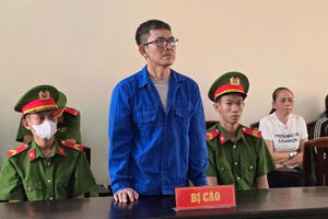 Gã đàn ông lĩnh án 8 năm tù vì dùng dao xử người tình cũ sau khi đòi tiền không trả