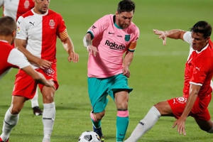 Barcelona thăng hoa: Khi Messi lại hóa “siêu nhân”...