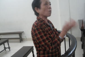 Hoãn phiên tòa vì bị cáo "chém gió" quá nhiều