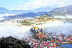 Slide Địa ốc: Đề xuất đầu tư 5.800 tỷ đồng xây sân bay Sa Pa