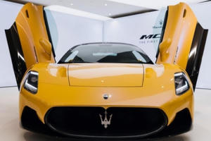 Nhiều siêu xe hàng độc sắp cập bến Việt Nam