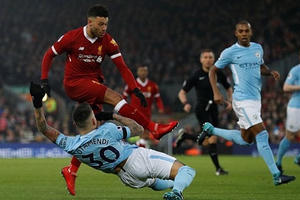 BXH ngoại hạng Anh: Thua Livepool, Man City vẫn độc chiếm ngôi đầu bảng