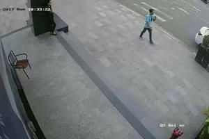 Bình Dương: Vào rút tiền, mất xe ô tô