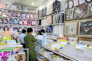 Cục QLTT tỉnh Bến Tre tăng cường công tác phòng chống in lậu sách giáo dục Cục QLTT tỉnh Bến Tre tăng cường công tác phòng chống in lậu sách giáo dục