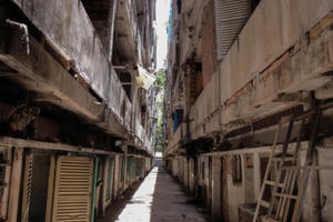 Vì sao TP HCM kiến nghị cưỡng chế chung cư cũ nguy hiểm?