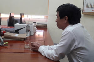 Tài xế xe Lexus cả đêm không ngủ vì lỡ cản đường xe cứu hỏa