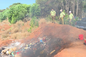 Gia Lai: Tiêu hủy hơn 600 chiếc túi xách giả mạo các nhãn hiệu nổi tiếng
