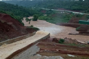 Nguy cơ vỡ hồ thuỷ điện Đắk Kar, hàng nghìn hộ dân phải sơ tán khẩn cấp