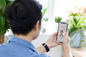 Các bước đăng ký và thực hiện xác thực khuôn mặt khi chuyển tiền từ 1/7/2024