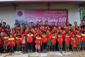 Hà Giang: Rạng ngời ánh mắt trẻ thơ đón khai giảng trong ngôi trường mới Hà Giang: Rạng ngời ánh mắt trẻ thơ đón khai giảng trong ngôi trường mới