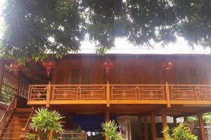 Bán nhà sàn gỗ Pơ Mu rừng già 4 gian đứng