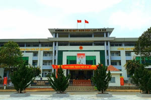 Bình Dương: TP Dĩ An tạm ngưng giao dịch trực tiếp tại bộ phận một cửa