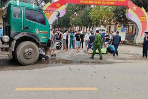 Hà Tĩnh: Nam sinh tử vong sau cú va chạm với xe tải