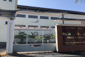 Thị ủy Long Mỹ yêu cầu xem xét công trình "chục tỷ" chưa sử dụng đã xuống cấp nghiêm trọng