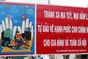 Xem xét trách nhiệm người đứng đầu trong công tác phòng, chống AIDS, ma túy, mại dâm