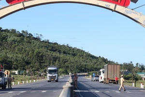 Hà Tĩnh nói gì khi bị "điểm danh" phòng chống dịch quá "gắt"?