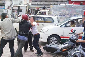 Tự chủ và nhân tâm - Chìa khóa hoá giải mâu thuẫn