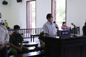 Nữ kế toán biển thủ công quỹ, tham ô gần 1 tỷ đồng