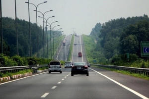 Đẩy nhanh thủ tục để sớm khởi công Dự án cao tốc Gia Nghĩa - Chơn Thành