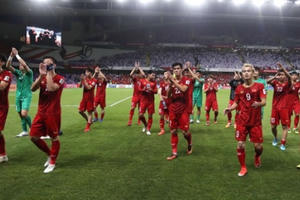 Lách qua khe cửa hẹp, ĐT Việt Nam giành vé vào vòng 1/8 Asian Cup