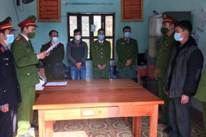 Hà Giang: Khởi tố đối tượng chống đối Tổ công tác phòng, chống dịch Covid – 19 Hà Giang: Khởi tố đối tượng chống đối Tổ công tác phòng, chống dịch Covid – 19