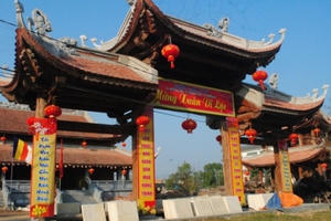 Về xứ Nghệ xem ngôi chùa bằng gỗ lớn nhất Bắc Trung Bộ