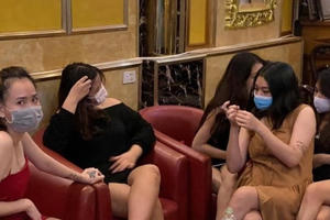 Bắc Giang: Bắt quả tang 38 người tụ tập hát karaoke tại quán Anh Khoa bất chấp dịch bệnh