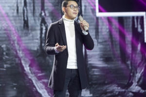 Thần tượng Bolero 2018 tập 1: "Nam thần" xuất hiện được phong là "viên ngọc quý" khiến HLV "điêu đứng"