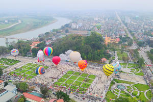 Hơn 1,8 triệu lượt khách du lịch đến tham quan, nghỉ dưỡng ở Tuyên Quang