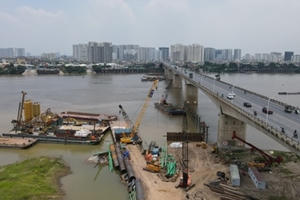 Hà Nội: Công trường “3 tại chỗ”, gấp rút thi công các dự án lớn