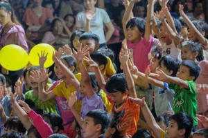 Hơn 6.000 phần quà Trung thu tới trẻ em đồng bào dân tộc S"tiêng tại Bù Đăng