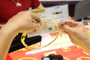 Giá vàng đột ngột giảm Giá vàng đột ngột giảm