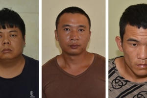 Khởi tố nhóm người Trung Quốc cài thiết bị vào cột ATM đánh cắp thông tin chiếm đoạt tài sản