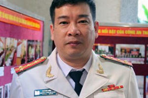 Vợ cựu Đại tá Phùng Anh Lê "mớm cung" người viết thư xin lỗi?