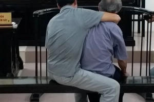 Ông lão U80 hiếp dâm cháu bé 3 tuổi phải đền tội