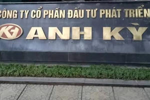 Doanh nghiệp trúng thầu lắp khẩu hiệu mỗi từ gần 1 tỷ đồng ở Hoà Bình có gì đáng chú ý?