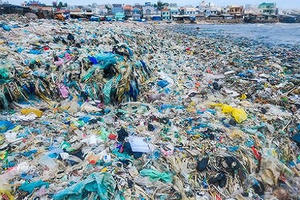 Tập trung thực hiện các giải pháp ngăn chặn, đẩy lùi rác thải nhựa