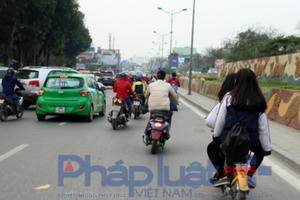 Bỏ quy định phạt thôi học nếu học sinh vi phạm giao thông