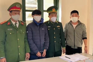 ‘Đừng nghĩ tới việc nhập cảnh trái phép, trốn cách ly khi về ăn Tết"