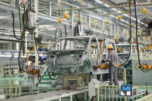 Tin kinh tế 6AM: Bộ GTVT đề xuất giảm thuế giúp doanh nghiệp ứng phó dịch; Đại lý xe hơi cũ lo phá sản