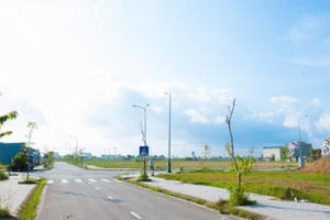 Đất Huế sốt ‘bỏng tay’, chốt lời 300% vẫn… ‘tiếc đứt ruột’